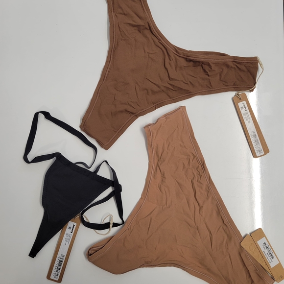 SKIMS Other - (SKIMS)3 panties for $32 new with tag, Size:M,. SKIMS-Style 018